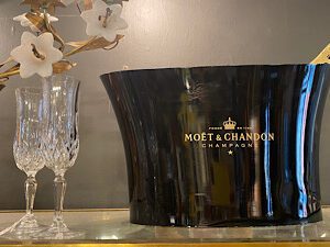 FRANSKE CHAMPAGNETING OG BARTING