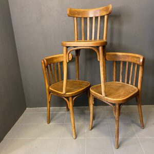 Klasssiske franske bistrostole fra Bellevue Vintage