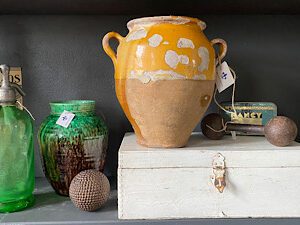 FRANSK ANTIKT OG VINTAGE INTERIØR