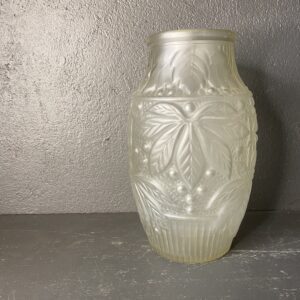 JOMA vase i frostet glas fra Bellevue Vintage